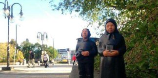 Körttijuhlien maskottipari nostaa heti kritiikkiä