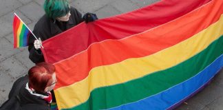 KD: Uuden avioliittolain edellyttämät lakimuutokset kajoavat uskonnonvapauteen