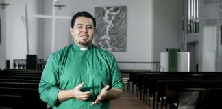 Maahanmuuttaja on harvinaisuus kirkon palkkalistoilla