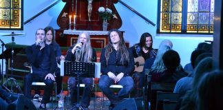 Raskasta Joulua -bändillä ensimmäinen kirkkokonsertti