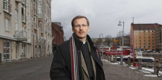 Kirkkohallituksessa yhä tyytymättömyyttä Väestörekisterikeskuksen palveluun