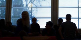 Nuorille armoa, vanhemmille syntiä