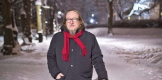 Kirkon kulttuuripalkinto Jaakko Löytylle: Varjoista palkintojuhlaan