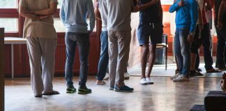 Perheväkivaltaan suhtaudutaan eri tavoin eri kulttuureissa