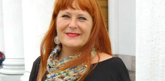 Kirkkotaiteen Engel-palkinto symbolitutkija Liisa Väisäselle