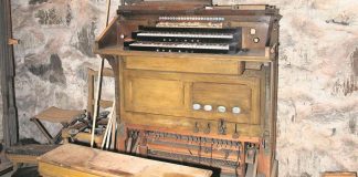 Päätoimittaja: Onko seurakunta valmis maksamaan ammattimuusikolle?