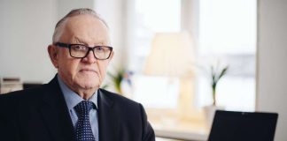 Ahtisaari Diakonia-lehdessä: Kirkko on globaalin yhteisvastuun kulmakiviä