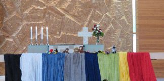 Kirkkokahveilla limua ja popcornia – Lasten Tuomasmessu Oulussa