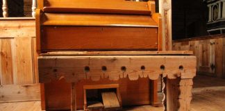 Hallinto-oikeus: Humalassa ajaneen kanttorin potkut olivat väärin