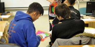 Tulijoiden määrä väheni – vastaanottokeskuksia lakkautetaan