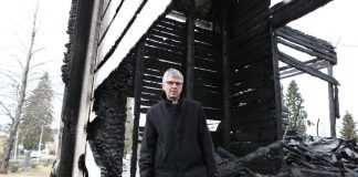 Uutta kirkkoa rakentamaan