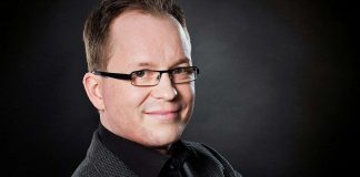 Esa Toivola Tampereen tuomiokirkon urkuriksi