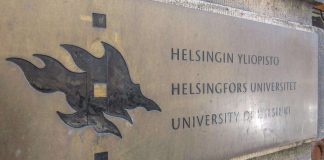 Teologinen tiedekunta irtisanoi henkilökuntaa