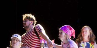 ”Taivaslaulu tekee näkyväksi ehkäisykiellon sukupuolittuneet seuraukset”