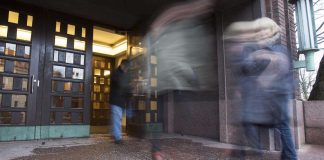 Jopa tuhannet kiertävät kirkollisveron