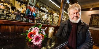 Äitienpäivä: Torsti Lehtisen epäsovinnainen äiti rakasti ehdoitta