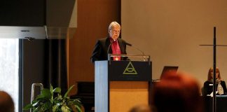 Arkkipiispa: ”Kristinuskosta ei perusteita rajojen sulkemiselle”