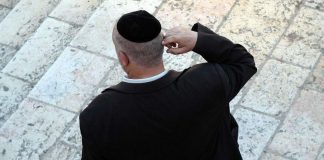 Israelin suurlähetystö puolustaa maansa toimia