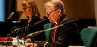 Onko arkkipiispasta tullut kirkon opillisten linjausten vetäjä?