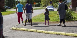 ”Kovasti kismittää” – Kyyjärveläiset vastustavat vastaanottokeskuksen lakkautusta