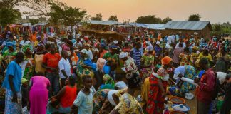 Köyhä Uganda kantaa vastuunsa pakolaisista