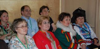 Valtaväestöstä poikkeava uskonto auttaa vähemmistökielen säilymistä