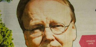 Arkkipiispa Mäkinen vihkisi Ruotsin ja Norjan mallin mukaan