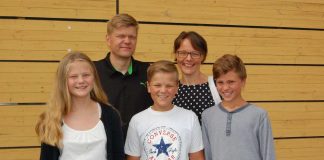 Rauhansanalainen perhe: ”Olemme vieraantuneet messun liturgiasta”