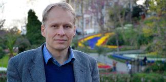 Fethullah Gülen rakentaa vaikuttavia verkostoja