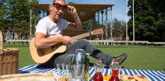 Syntisten yhteislaulutilaisuuksien suosio jatkuu Tampereella