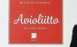 Kirjat: Näin me ajattelemme äitiydestä ja avioliitosta