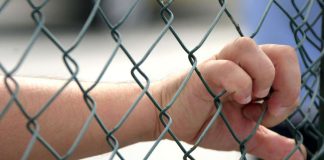 Ihmisoikeusliitto huolissaan: Ihmisoikeuksista tingitään terrorismin vastaisen taistelun nimissä