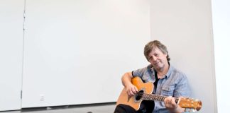 Pekka Simojoki: ”Jos puhe menee Jumalaan tai Jeesukseen, se on hirveä tabu”