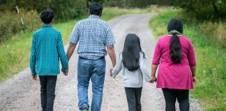 Karkotus Suomesta kuolemanvaaraan