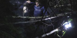 Orpokotijuhlien veisuusta kehittyi synkkää ja kuulasta musiikkia