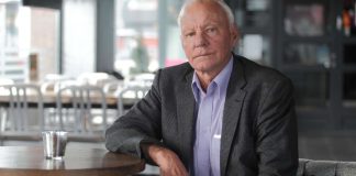 Rovaniemeläislahjoittaja: Ilman koulutietä kambodžalaislasten tulevaisuus on toivoton