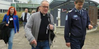 Synodaalikokous Tampereella: Armoa on hyvin koulutettu poliisi