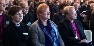 Presidentti Tarja Halonen arkkihiippakunnan synodaalikokouksessa: Tehkää parannus!