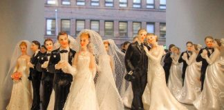 Uutisessee: Miksi kirkko teki itsestään jäniksen?