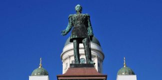 Kuka puhuu hiippakunnan äänellä? – Uutisointi veti mutkia suoriksi