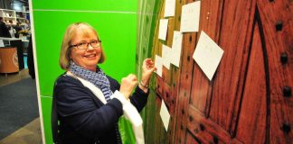 Kirjamessuilla teesejä tulevaisuuden kirkolle – ajatteleva, vireä, Kristus-keskeinen