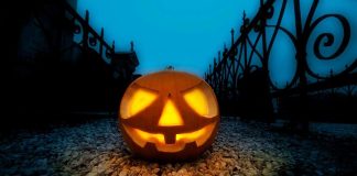 Uutisessee: Kurpitsalyhtyjä hautausmaalle?