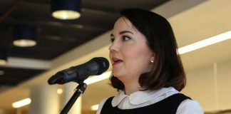 Ministeri Grahn-Laasonen huolissaan nuorten syrjäytymisestä – kehui seurakuntia