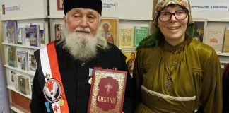 Suomen Pipliaseura: Udmurtinkielinen raamatunkäännöstyö on valmis