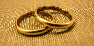 Namibian piispoilla kolminkertainen yli 50-vuotisten avioliittojen vuosijuhla