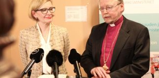 Piispat puhuivat sisäministeri Risikon kanssa paperittomista – ”Toimme esiin vakavan huolen”