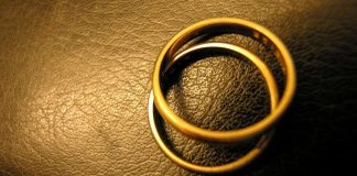 Kirkon konservatiiviset järjestöt kokoontuvat neuvonpitoon avioliittolaista – ”Kyse on Raamatusta”