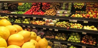 Kommentti: Jouluna avoimet kaupat ovat uuden perinteen alku