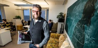 Heinimäki: ”Kirkko ja kaupunki liitää kuin perhonen ja pistää kuin ampiainen”