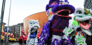 Kiinalaisessa kalenterissa alkoi Kukon vuosi – Helsingissäkin juhlittiin